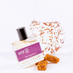 402 Vanilla, Toffee, Sandalwood -Fenty Beauty bon parfumeur 402 vanilla toffee sandalwood 2