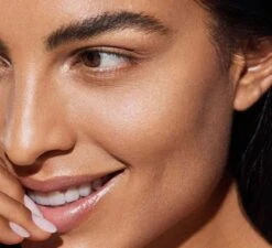 The Absolute Rejuvenation Night Balm -Fenty Beauty noble panacea the absolute rejuvenation night balm 2